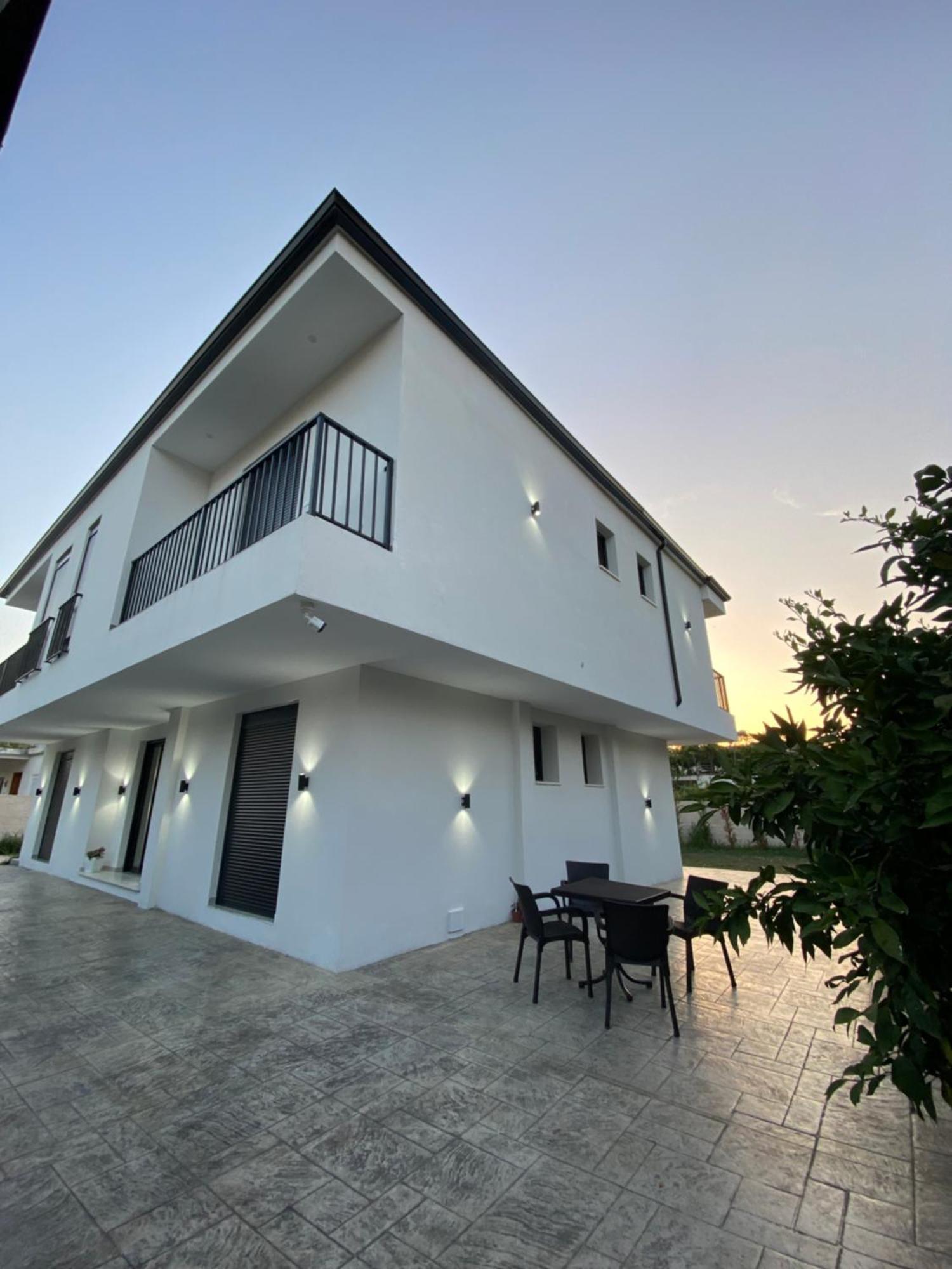 Villa Papa-Berat Luaran gambar